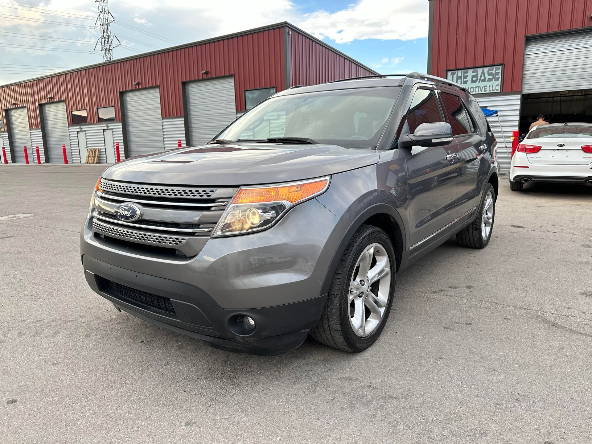 FORD EXPLORER