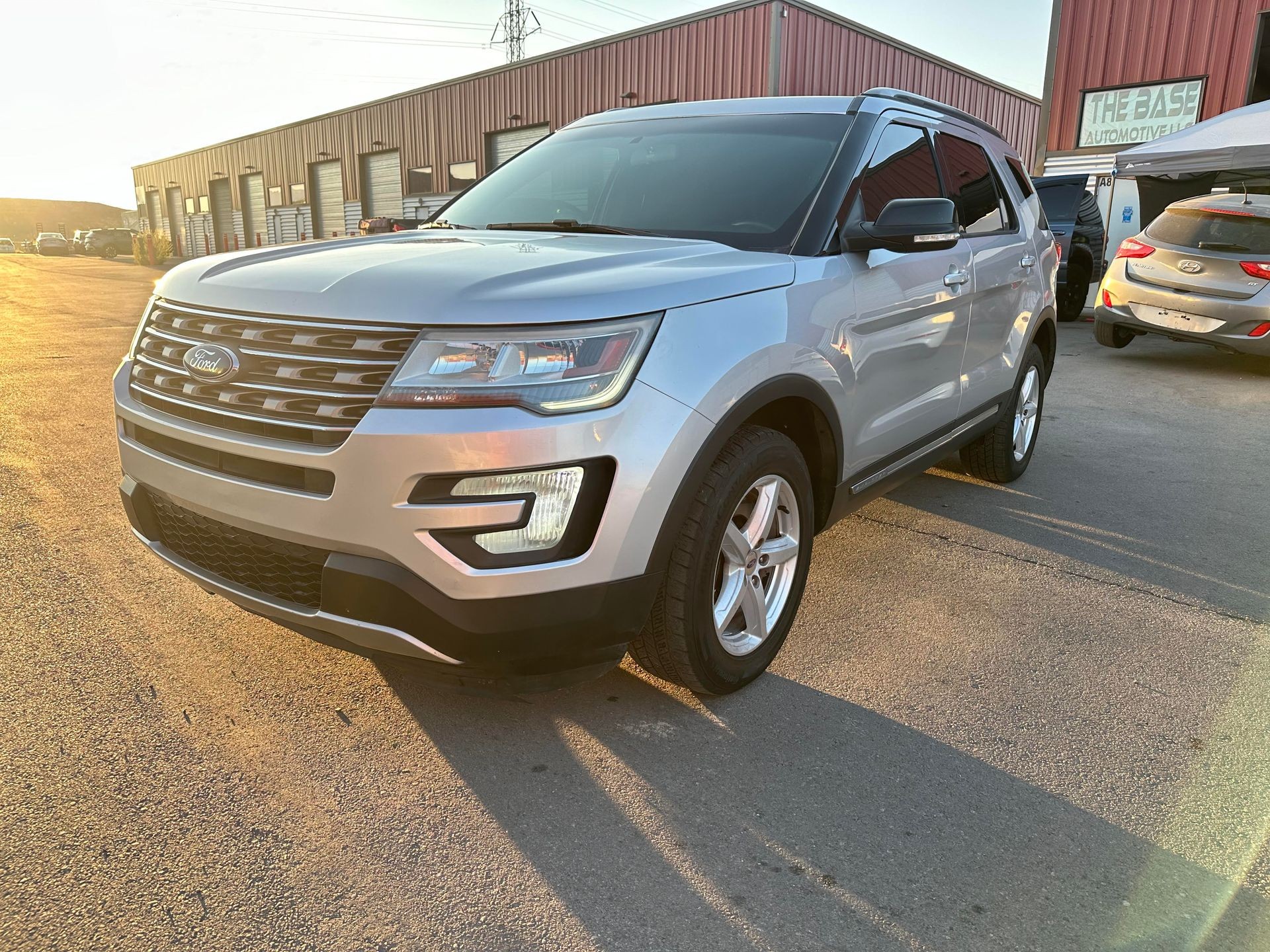 FORD EXPLORER